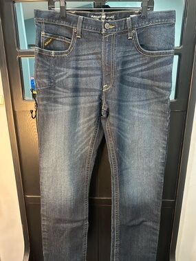 Ariat Men’s Straight Leg Jeans in Dark Blue